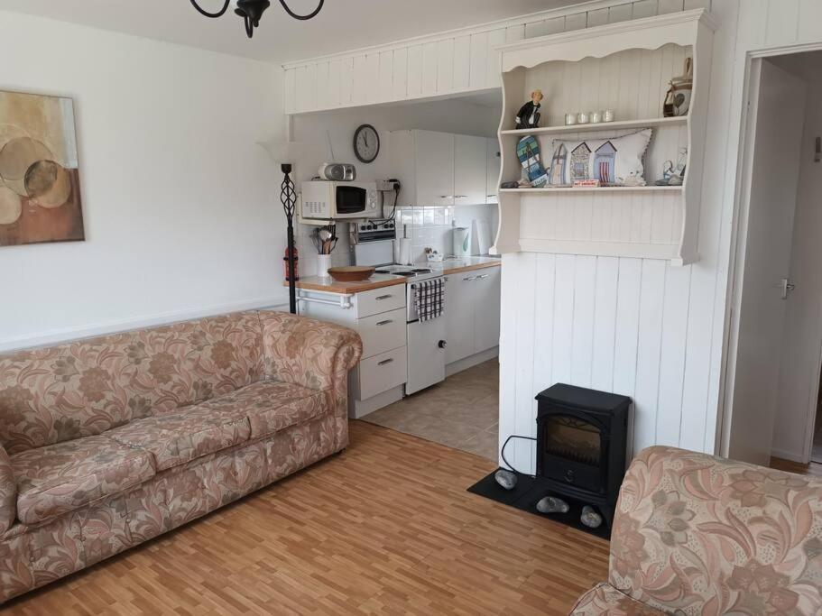 Homely 2 Bed On Popular Sunbeach Holiday Village- 5Min Walk To Beach, Near Great Yarmouth & Norfolk Broads Scratby Exterior foto